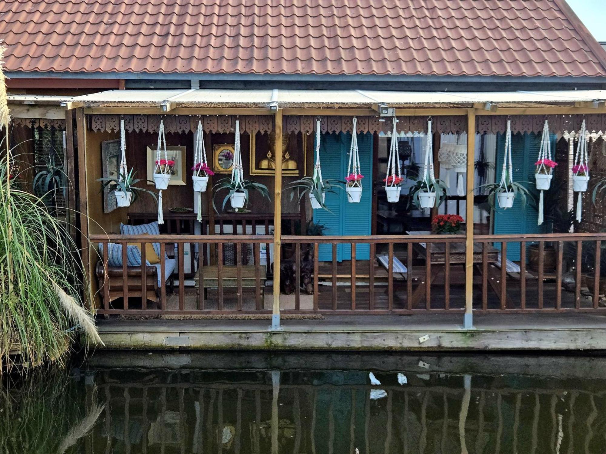 House Boat Studio With Waterfront Terrace Amsterdam Exteriör bild